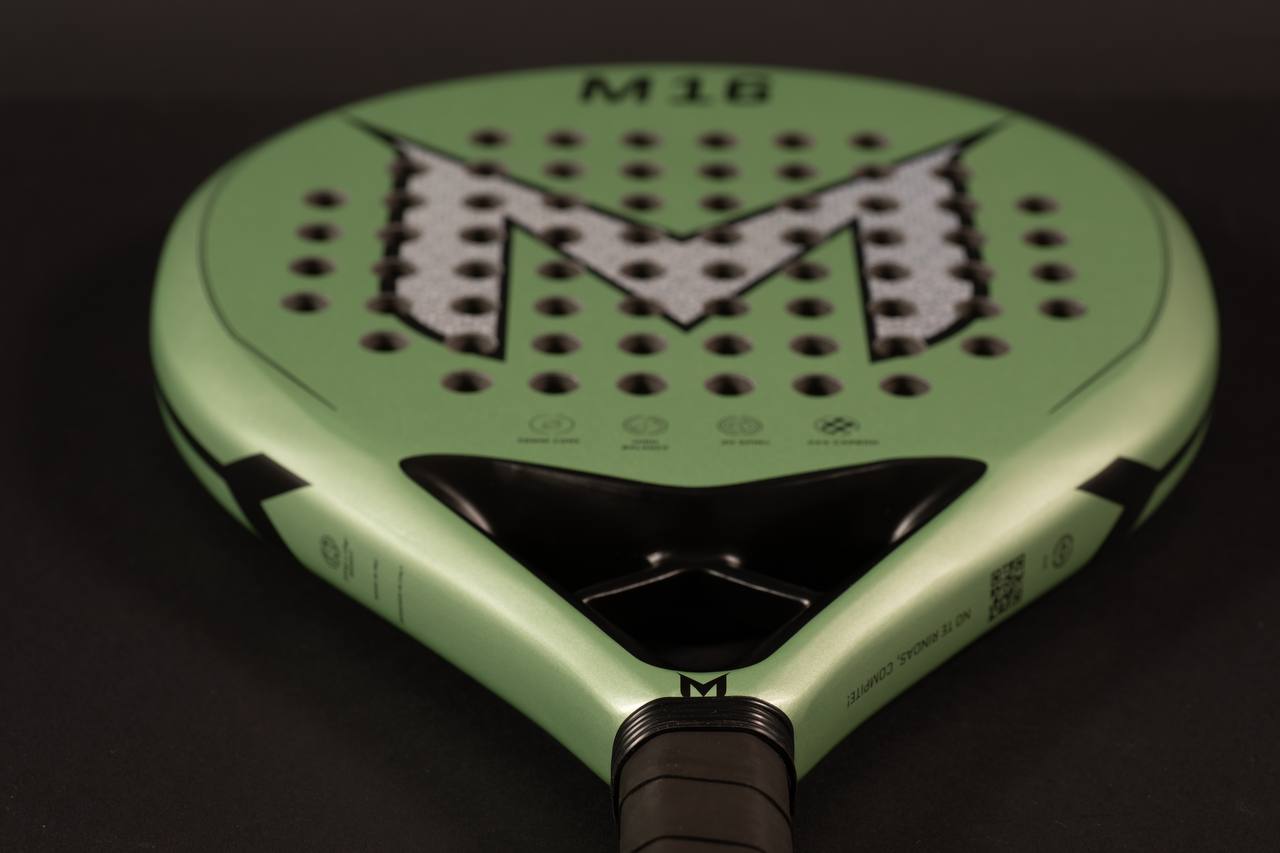 Racchetta padel M16